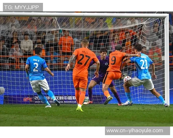 河南俱乐部酒祖杜康与云南玉昆战平尹鸿博中超告别战感人落幕